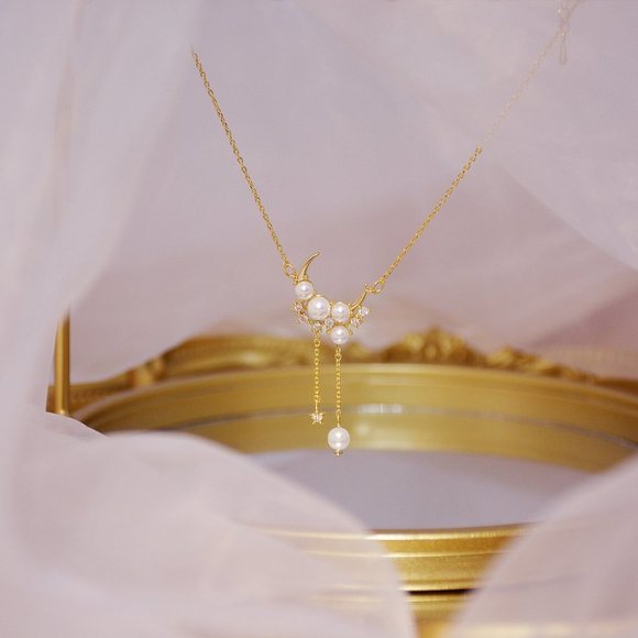 NEW 14K Gold Plated Diamond Pearl Moon Necklace - Picture 5 of 8